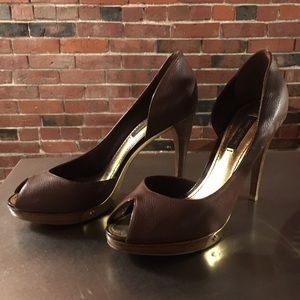 Louis Vuitton Gold & Brown Leather Heels